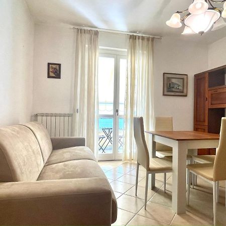 Sunset Boutique Apartment Marina di Massa Zewnętrze zdjęcie