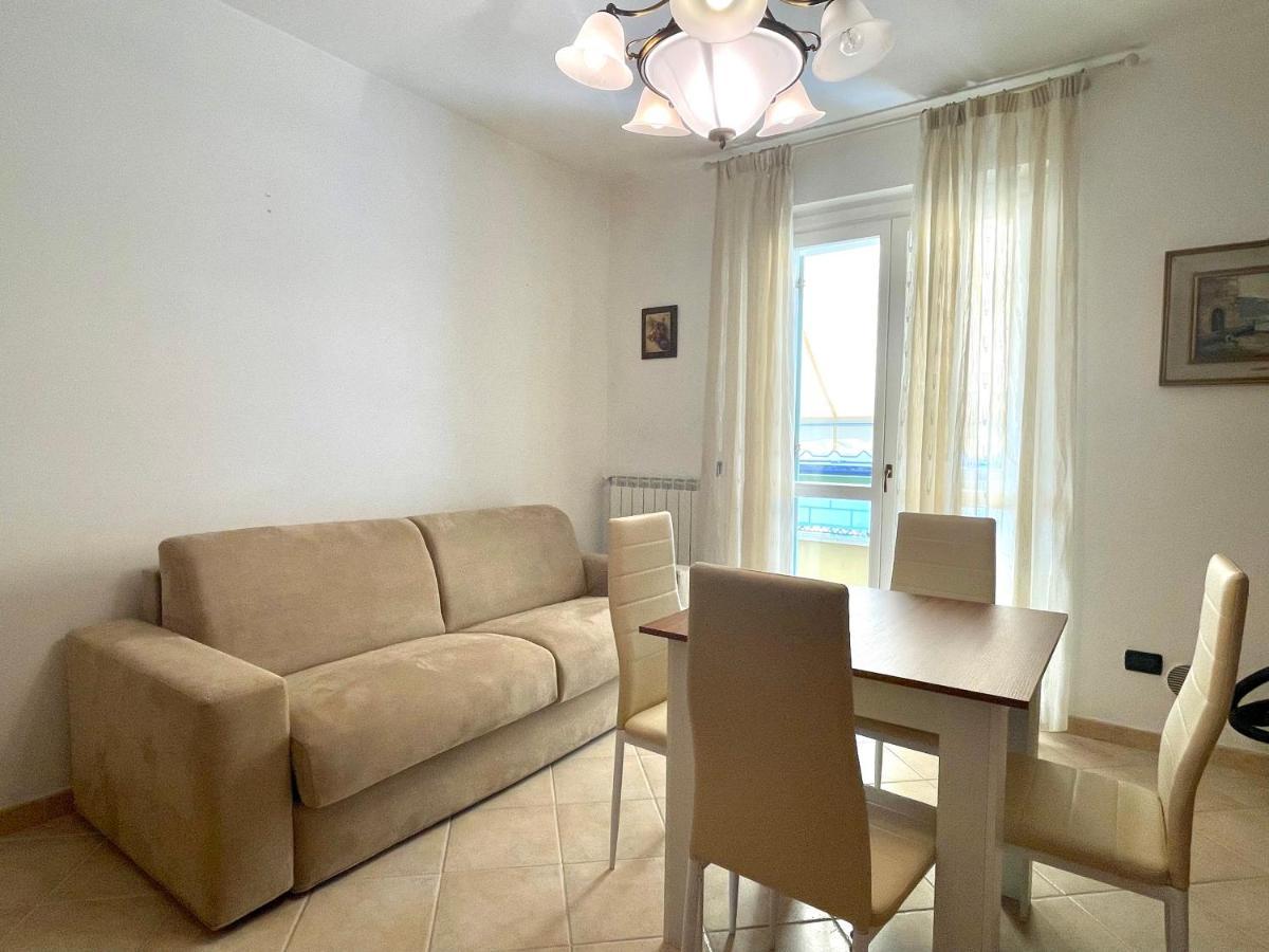 Sunset Boutique Apartment Marina di Massa Zewnętrze zdjęcie